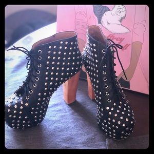 NWOT Jeffrey Campbell Heels - size 8